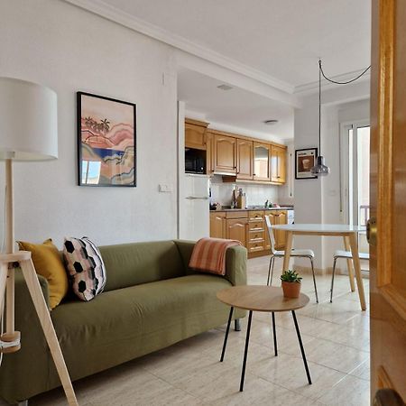 Apartamento Bonito Piso Al Lado Del Mar! La Mariña Exterior foto